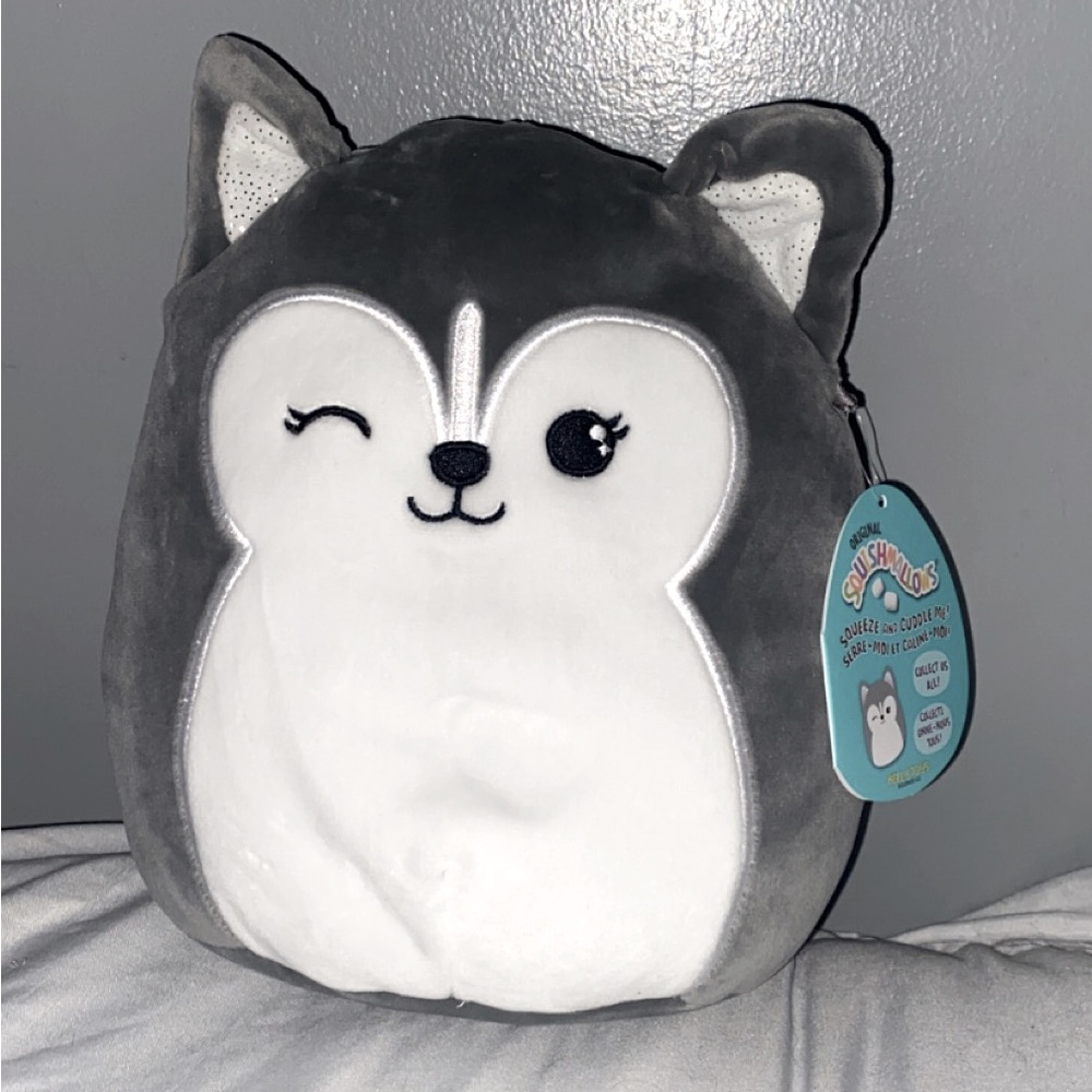 Heidi squishmallow